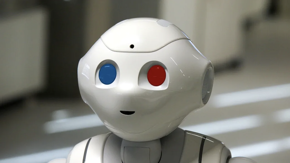 Silicon retinas help robots navigate the world