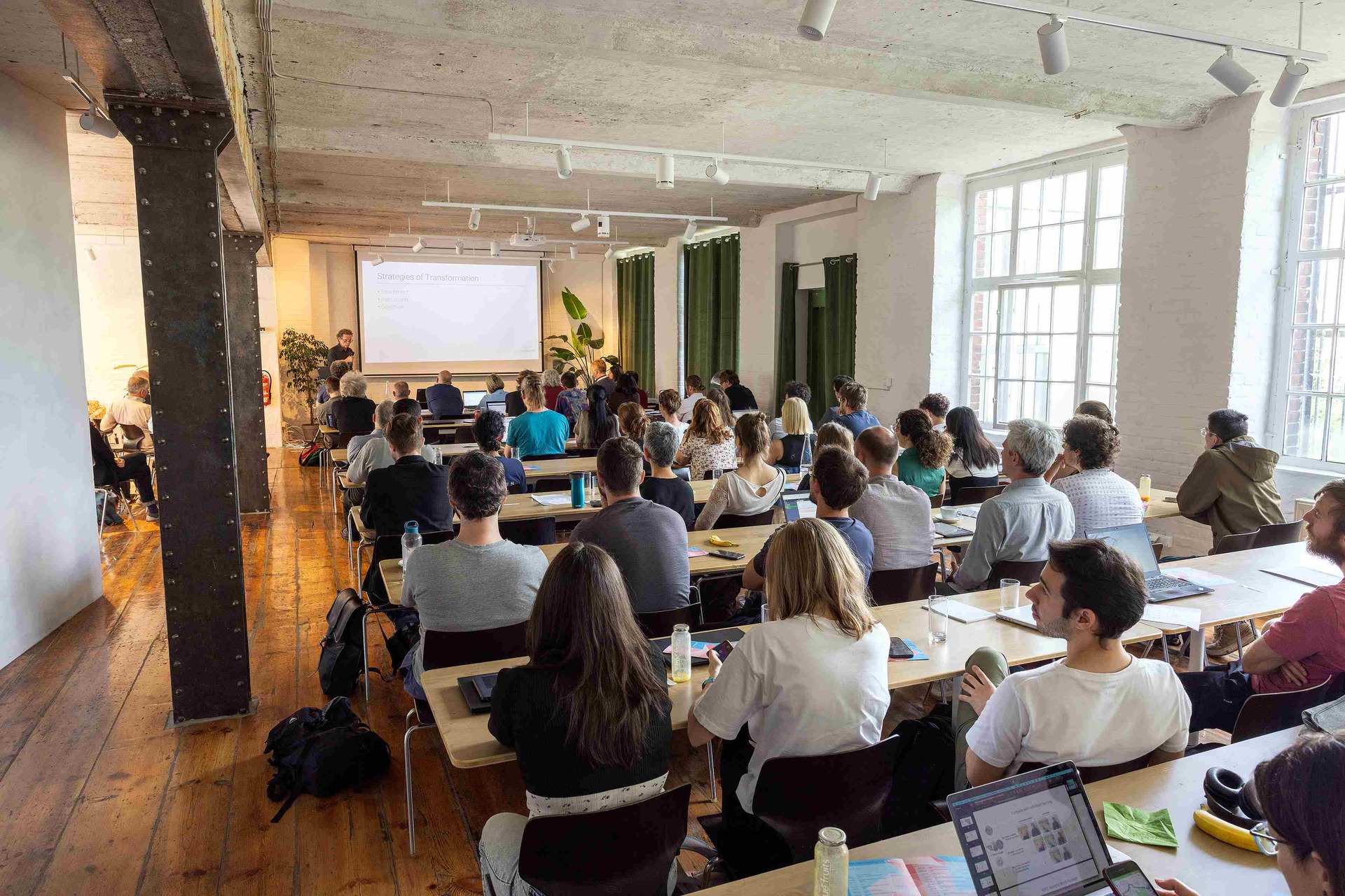 SCIoI sets up new master courses funded by senate
