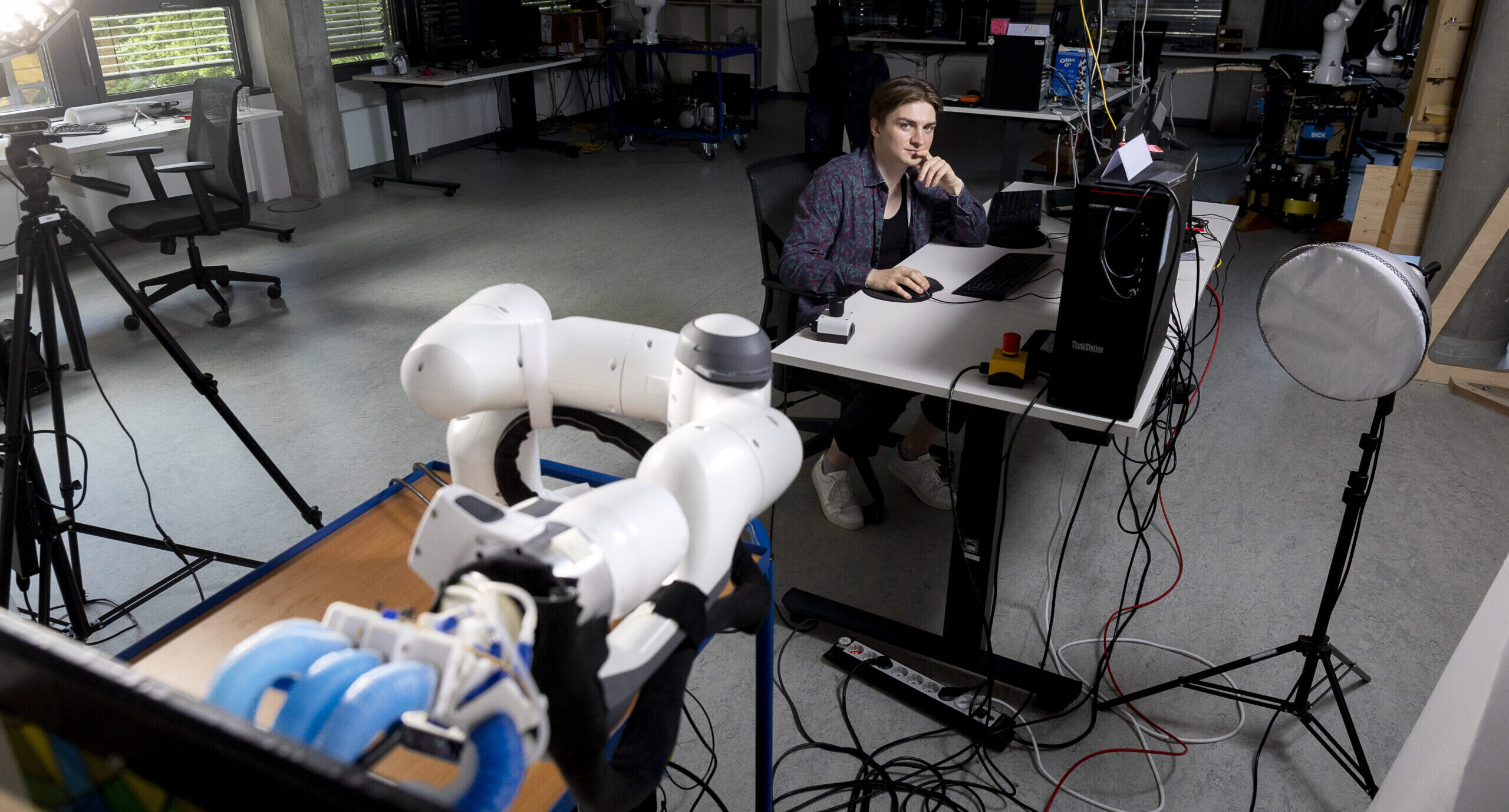 SCIoI’s Vito Mengers featured in IEEE Robotics & Automation Magazine