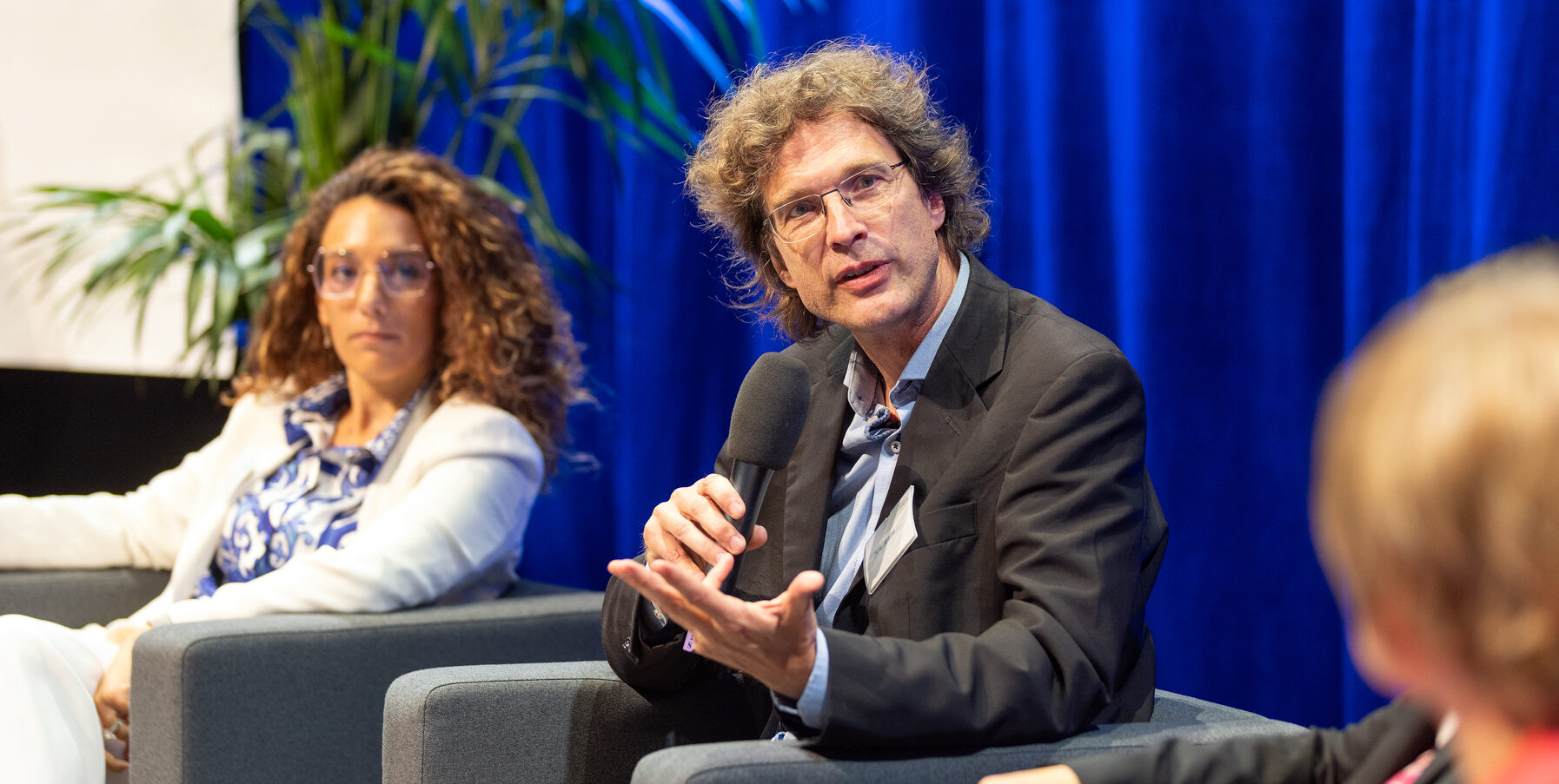 SCIoI member Jens Krause elected to the Academia Europaea – a recognition of expertise on intelligence in the wild